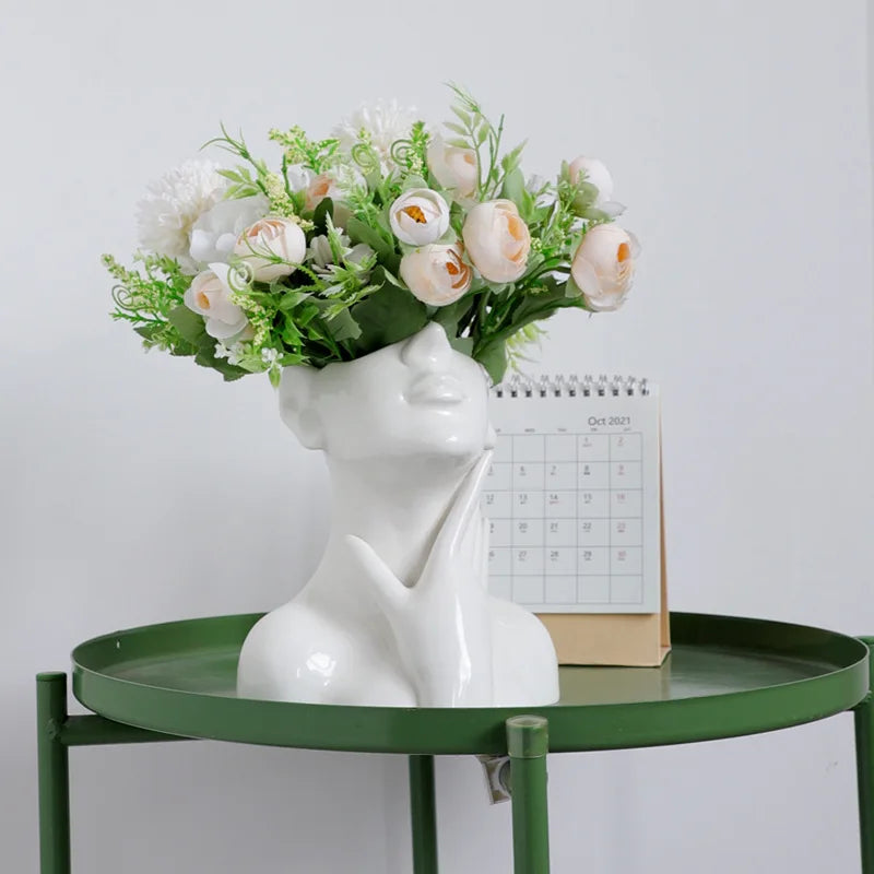 Serenity Ceramic Head Vases – Elegant Sculptural Planters for Modern Interiors