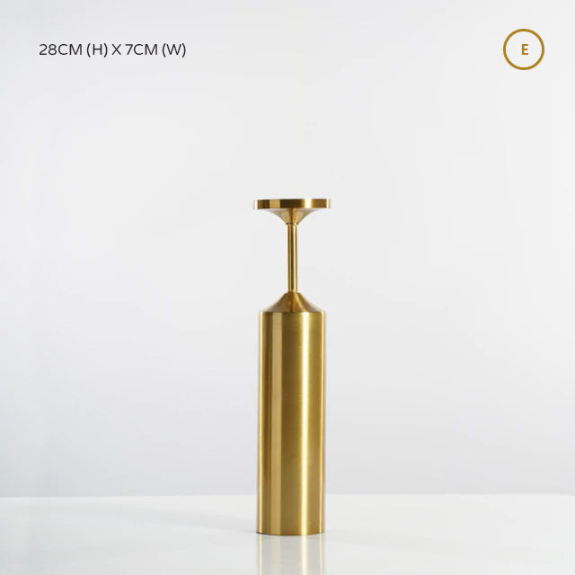 Elegant Golden Metal Candle Holders – Modern Decorative Stands for Home & Event Décor