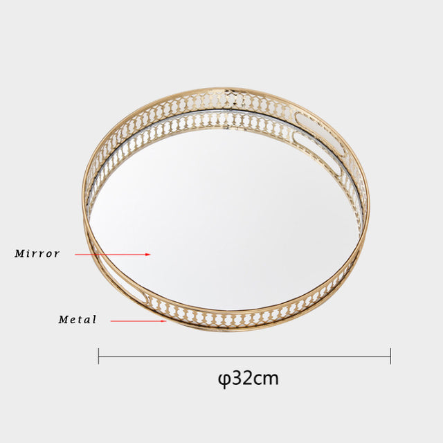 Elegant Golden Metal Candle Holders – Modern Decorative Stands for Home & Event Décor